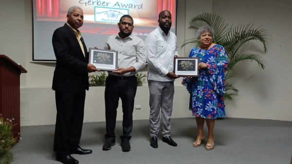 La Sociedad Dominicana de Orquideología y el Jardín Botánico Nacional celebran por segunda ocasión entrega de premios AO