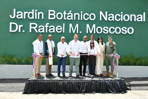 Ministerio de Medio Ambiente inaugura primera etapa de modernizaci&oacute;n del Jard&iacute;n Bot&aacute;nico Nacional