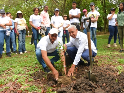 La DGJP y el JBN se unen en jornada de limpieza